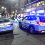 Controlli di polizia in borgo stazione in una foto d'archivio