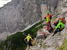 I soccorritori sul luogo dell'incidente