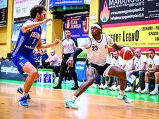 Brewton in azione: per l’americano solo 4 punti (foto Comuzzo)