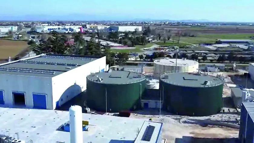 Una veduta aerea della zona di via Gonars che ospita il biodigestore