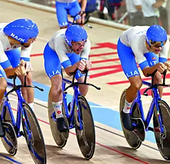 Il quartetto azzurro, con Milan, campione olimpico a Tokyo nell'inseguimento