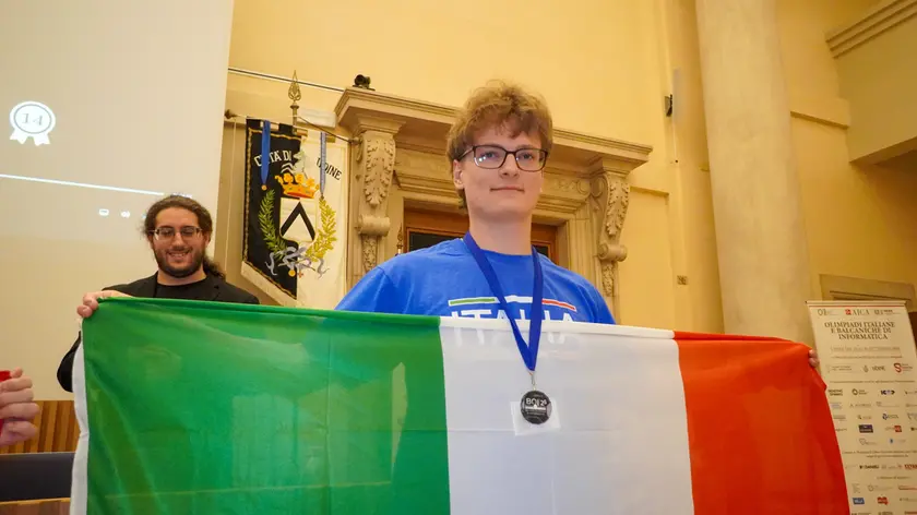 Samuele Vidoni conquista l’argento alle Olimpiadi balcaniche di informatica