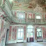 Una sala interna di villa Linussio, a Tolmezzo