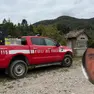 Il luogo dell'incidente e nel tondo un'immagine di Paolo De Luca, 70 anni