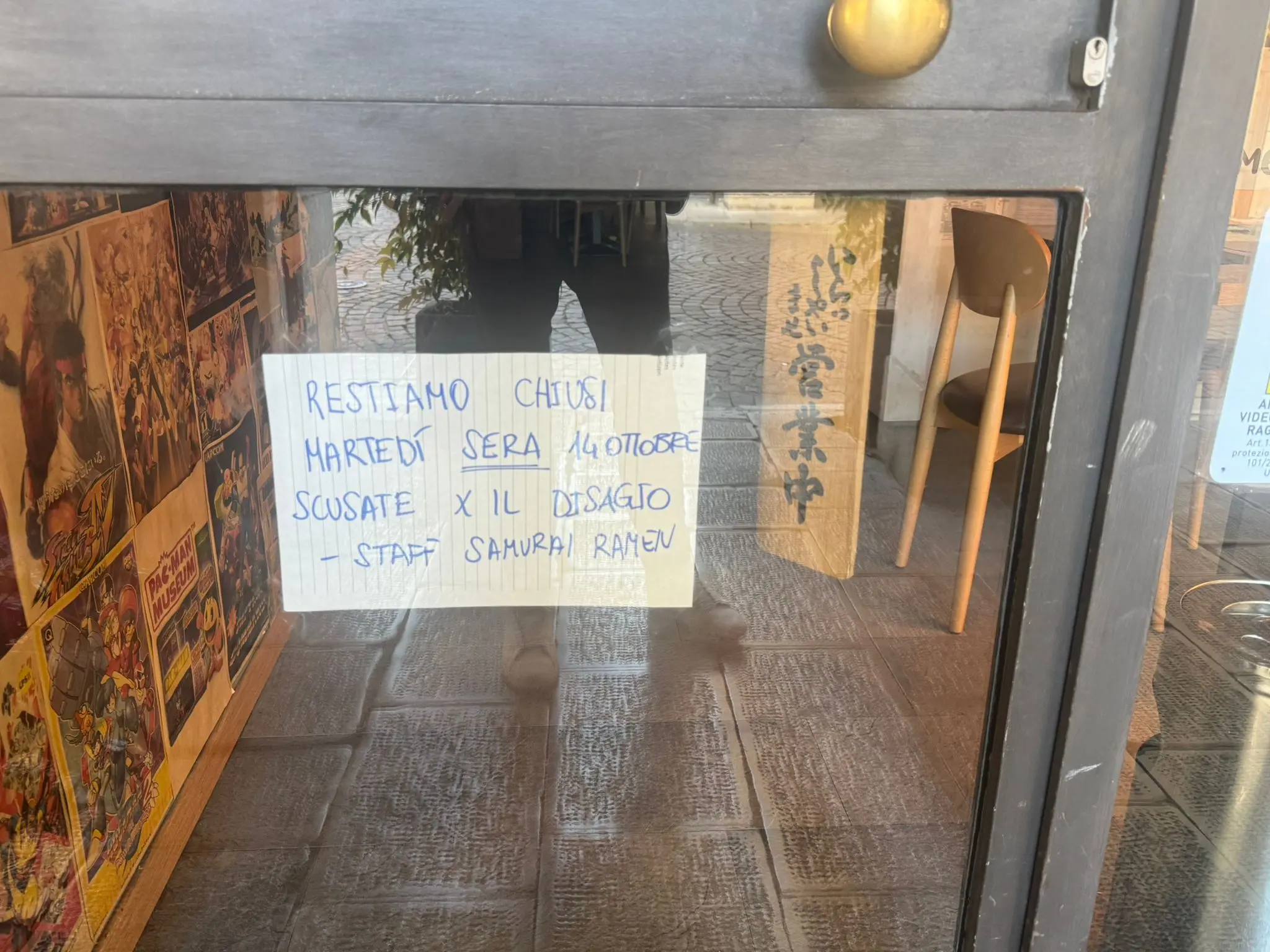 Cestini sigillati, negozi che chiudono in anticipo: cosi Udine si sta preparando al corteo che oggi attraverserà la città. Previste diecimila persone alla manifestazione ProPal, per ordinanza tutti i dehors devono essere rimossi