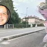 Alice Morsanutto e, a destra, i fiori sul luogo della tragedia