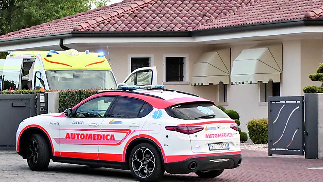 I soccorsi nell'abitazione a Fontanafredda