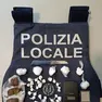 La droga sequestrata dalla polizia locale durante i controlli