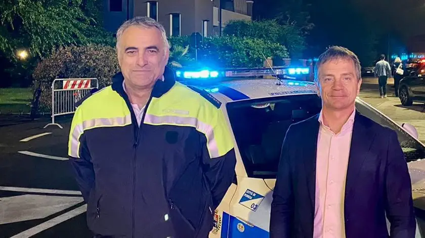 ll comandante Segatto con il sindaco di Porcia, Sartini