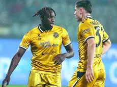 L’ivoriano Hassane Kamara e (a destra) l’olandese Jurgen Ekkelenkamp, due titolari in quel di Cremona che potrebbero lasciare il posto rispettivamente a Zemura e a Piotrowski contro il Lecce FOTO PETRUSSI