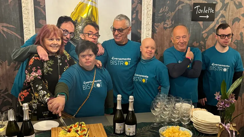 Festeggiamenti per il primo anno di attività del Diversamente Bistrot