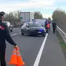 I carabinieri sul luogo dell'incidente (Foto Petrussi)