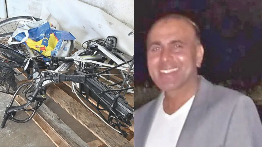Kulwinder Kumar, 46 anni, e, a sinistra, la bicicletta su cui viaggiava quando è stato travolto