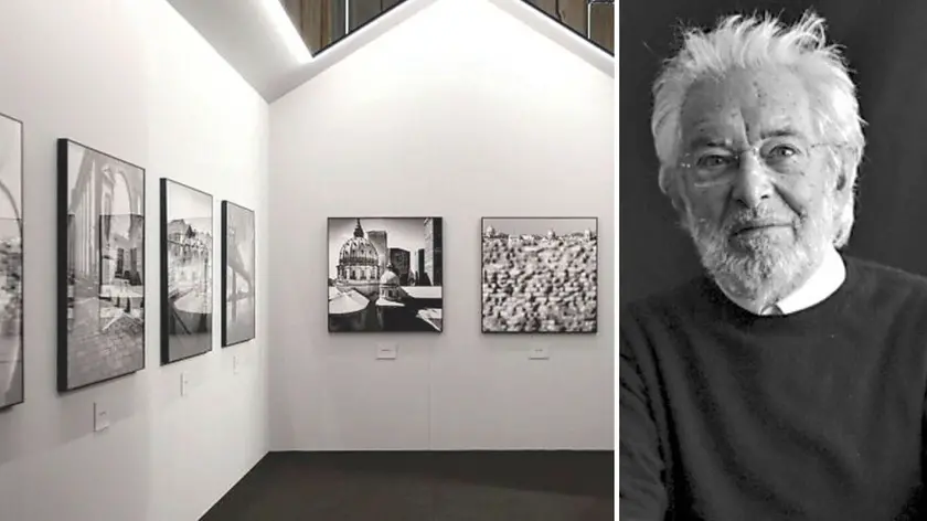 Una sala del Castello di Udine che ospita la mostra del fotografo Mimmo Jodice (a destra)