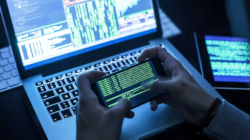 L'intelligenza artificiale è uno strumento per chi crea e diffonde materiale pedopornografico