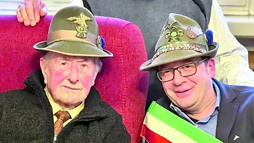 Da sinistra Nereo Perini, il capogruppo Cignini e il sindaco Marangoni