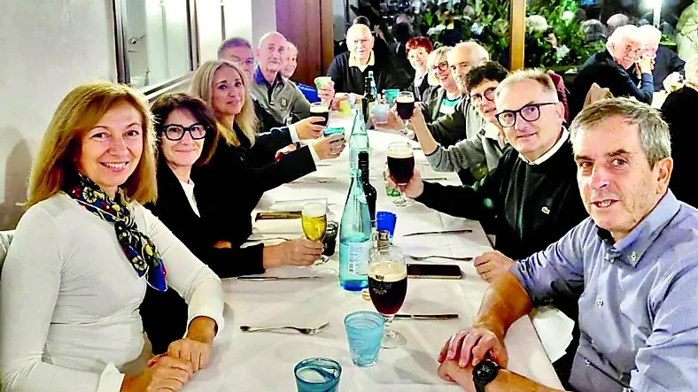 Alcuni dei turisti hanno voluto riunirsi a cena in un locale di Sacile