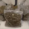 I tre pacchi contenenti marijuana sequestrati dalla polizia di Udine