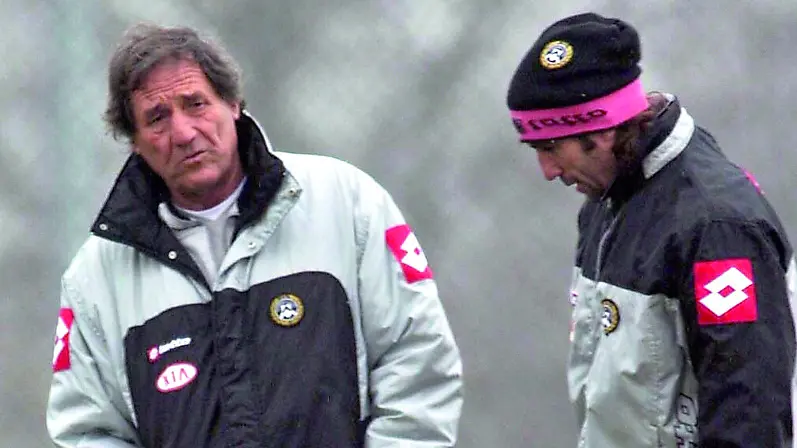 Galeone con Candelà nel ritiro di Desenzano sul Garda nel primo giorno di lavoro del tecnico