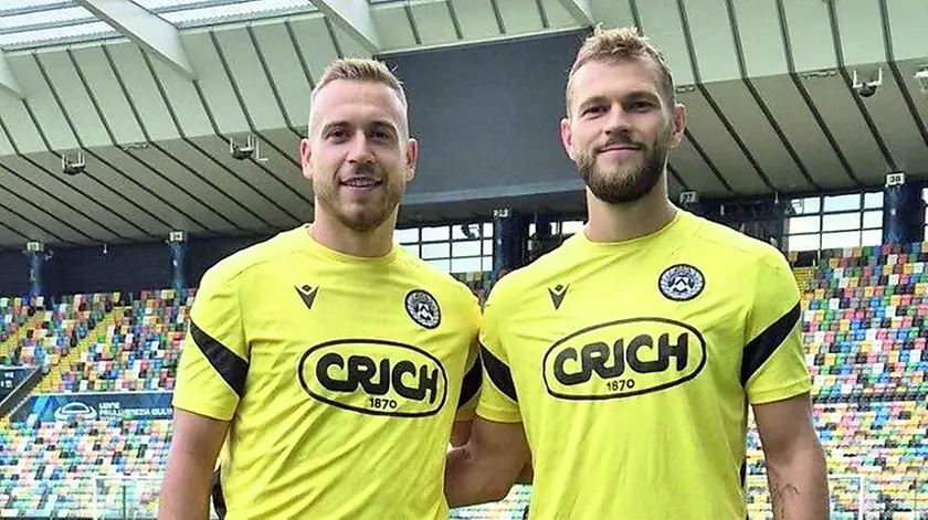 Sandi Lovric con il capitano Jesper Karlstrom