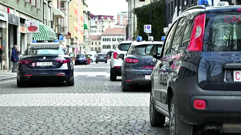 Pattugliamenti dei carabinieri nell’area della stazione a Pordenone