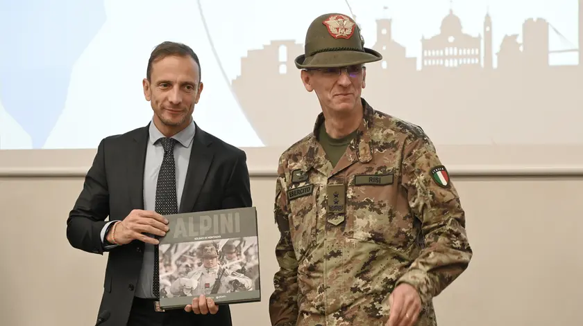 La presentazione degli eventi sugli alpini (Lasorte)
