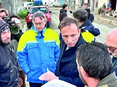 ciriani con tubetti e, a destra, fedriga con riccardi a versa