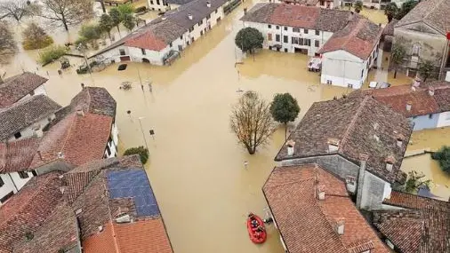 L'abitato di Versa sott'acqua