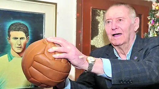 Lorenzo Buffon è stato portiere del Milan del trio Gre-No-Li e dell'Inter di Helenio Herrera