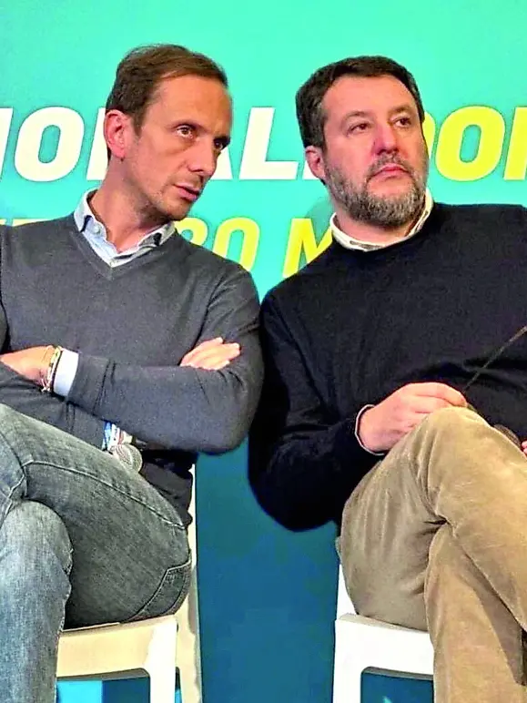 Il governatore del Friuli Venezia Giulia Massimiliano Fedriga con il segretario della Lega Matteo Salvini