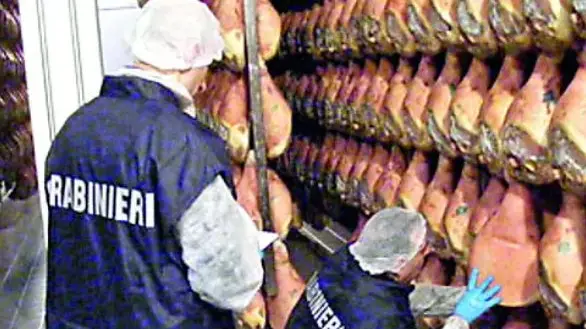 Controlli dei carabinieri del Nas (foto d’archivio)