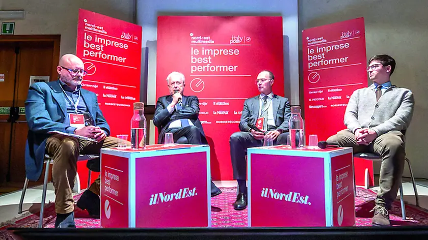 Da sinistra, il moderatore dei dibattiti Maurizio Cescon, Paolo Fantoni, Sergio Copetti e Francesco Polano