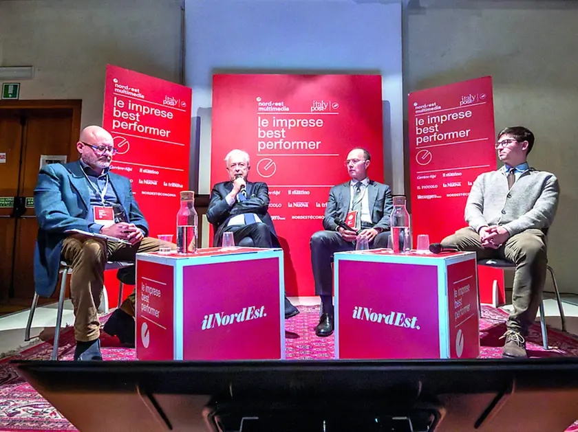 Da sinistra, il moderatore dei dibattiti Maurizio Cescon, Paolo Fantoni, Sergio Copetti e Francesco Polano