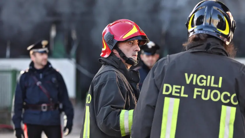 Sul posto sono intervenuti i vigili del fuoco (foto d'archivio)