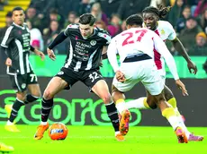 kkelenkamp in azione: l’olandese è una soluzione per la fascia sinistra fotopetrussi