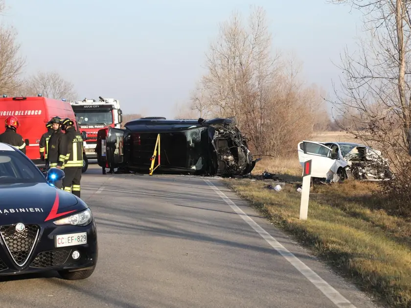 I soccorsi sul luogo dell'incidente a Vivaro