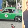 Maria Clorinda Manocchi amava molto i felini. A sinistra, al volante della Porsche 911