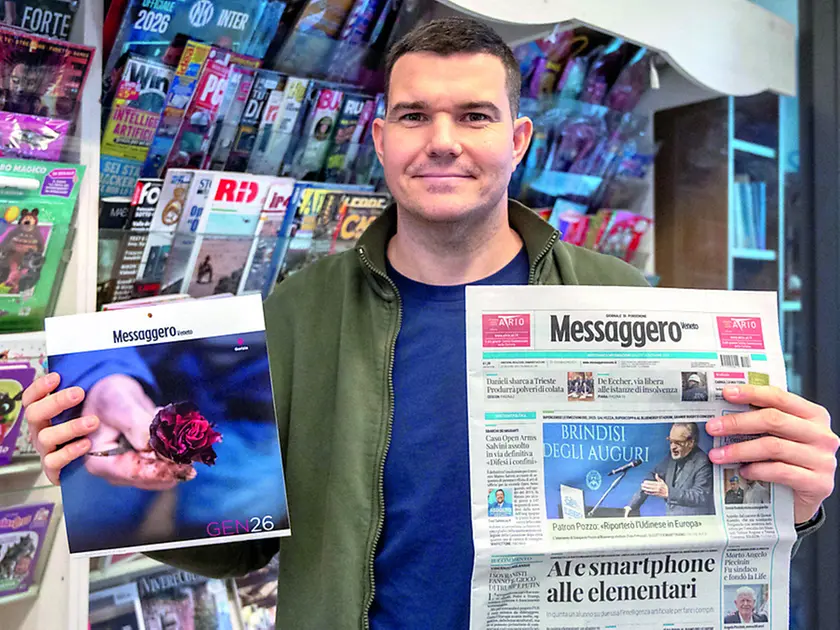 È andato letteralmente a ruba il calendario del prossimo anno che il Messaggero Veneto ha regalato giovedì ai suoi lettori racconta storie di mestieri e antiche tradizioni del Friuli Venezia Giulia / fotoservizio petrussi