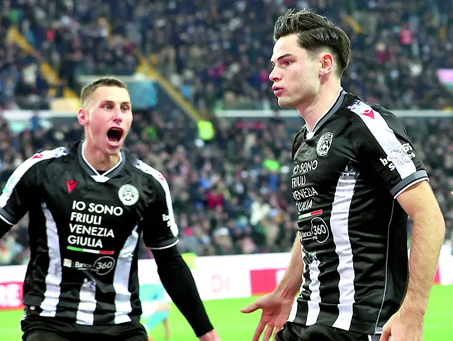 Ekkelenkamp e Piotrowski ancora titolari nel centrocampo bianconero al Franchi di Firenze