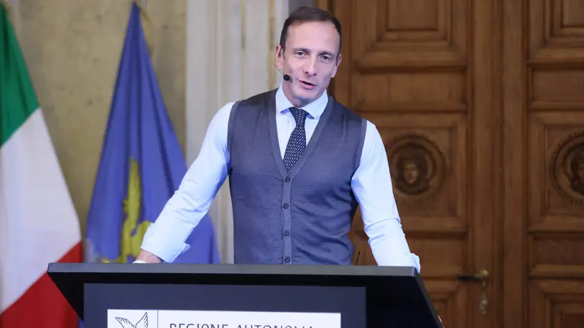 Il presidente Fedriga durante la conferenza stampa di fine anno (foto Andrea Lasorte)