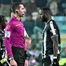 Davis aspetta la convalida del gol dall’arbitro Colombo