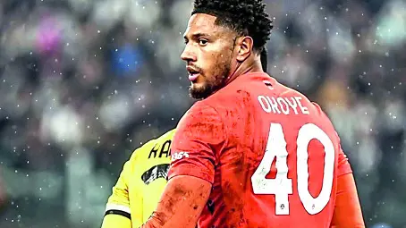 Maduka Okoye tra i pali