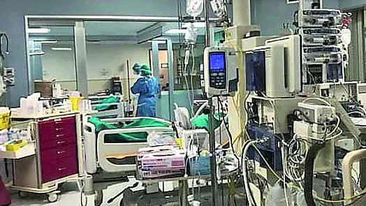 Una sala della terapia intensiva del Santa Maria della Misericordia
