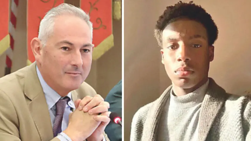 Il sindaco Alessandro Basso, a destra Paul Nana Ampong