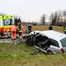 Una delle auto coinvolte nell'incidente di Sesto al Reghena (Foto Brisotto)