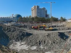 Il cantiere con il perimetro del nuovo Burlo a Trieste (foto Andrea Lasorte)
