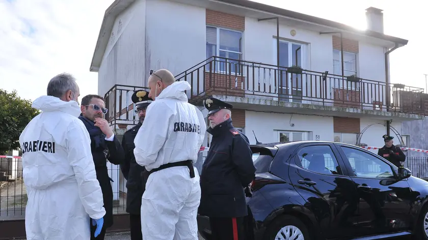 La villetta a Pertegada dove sono stati rinvenuti i due corpi senza vita dei coniugi Candotto