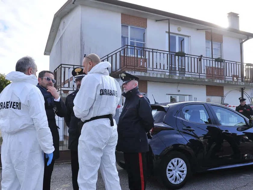 La villetta a Pertegada dove sono stati rinvenuti i due corpi senza vita dei coniugi Candotto