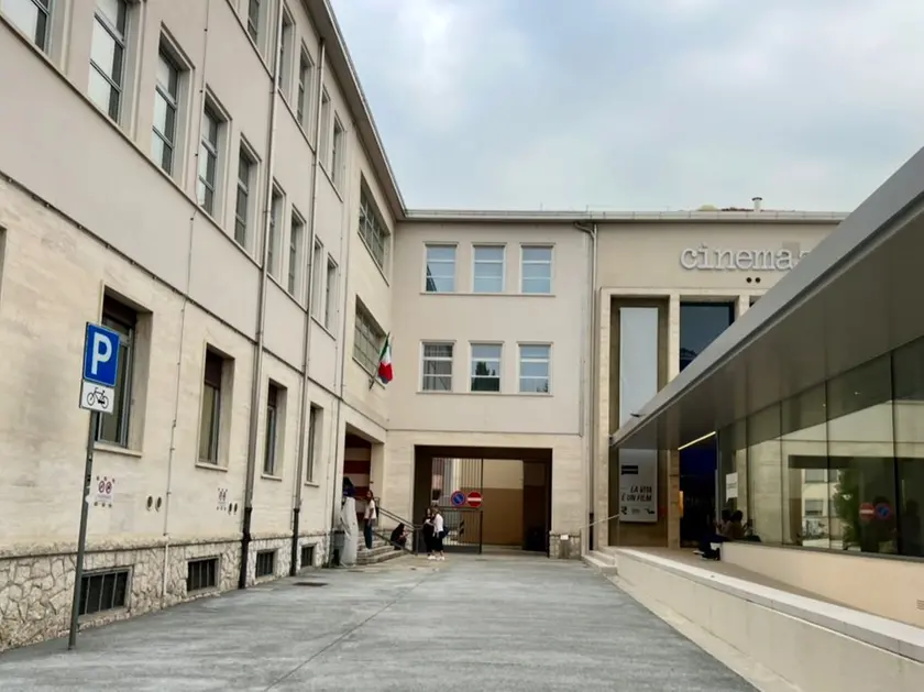 Ora c’è anche l’interessamento del ministero su quanto avvenuto al liceo Leopardi-Majorana