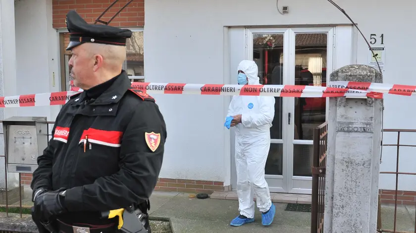 Il primo sopralluogo il giorno del ritrovamento dei due cadaveri